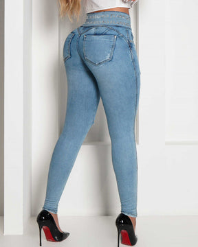 Cala Jeans Mila rasgado skinny de cintura alta que levanta o bumbum e emagrece a barriga